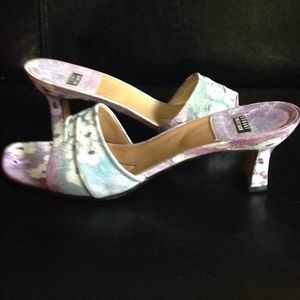 Stuart Weitzman retro sandals